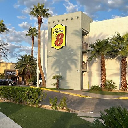 Super 8 By Wyndham Las Vegas North Strip/Fremont St. Area Ngoại thất bức ảnh