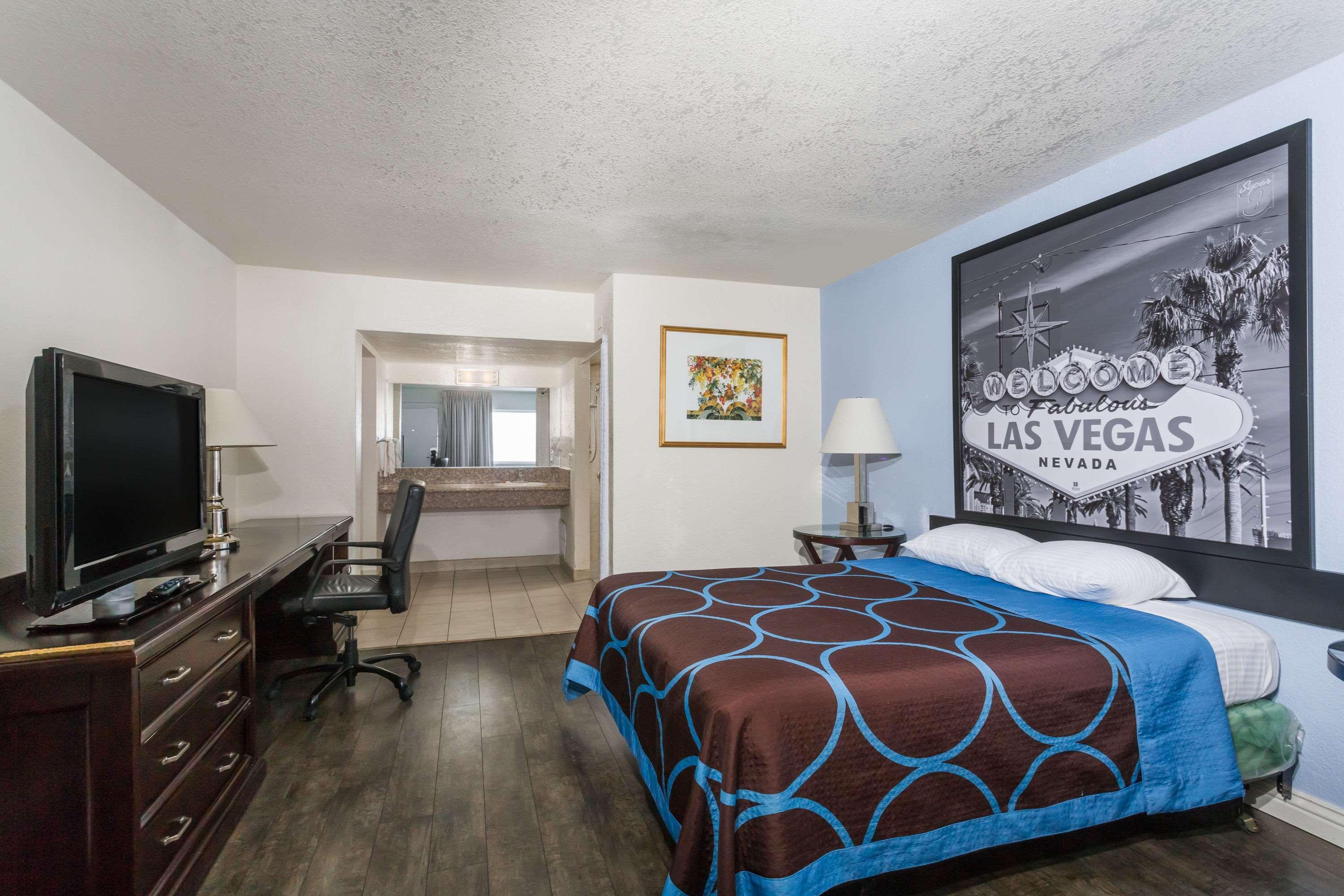 Super 8 By Wyndham Las Vegas North Strip/Fremont St. Area Ngoại thất bức ảnh