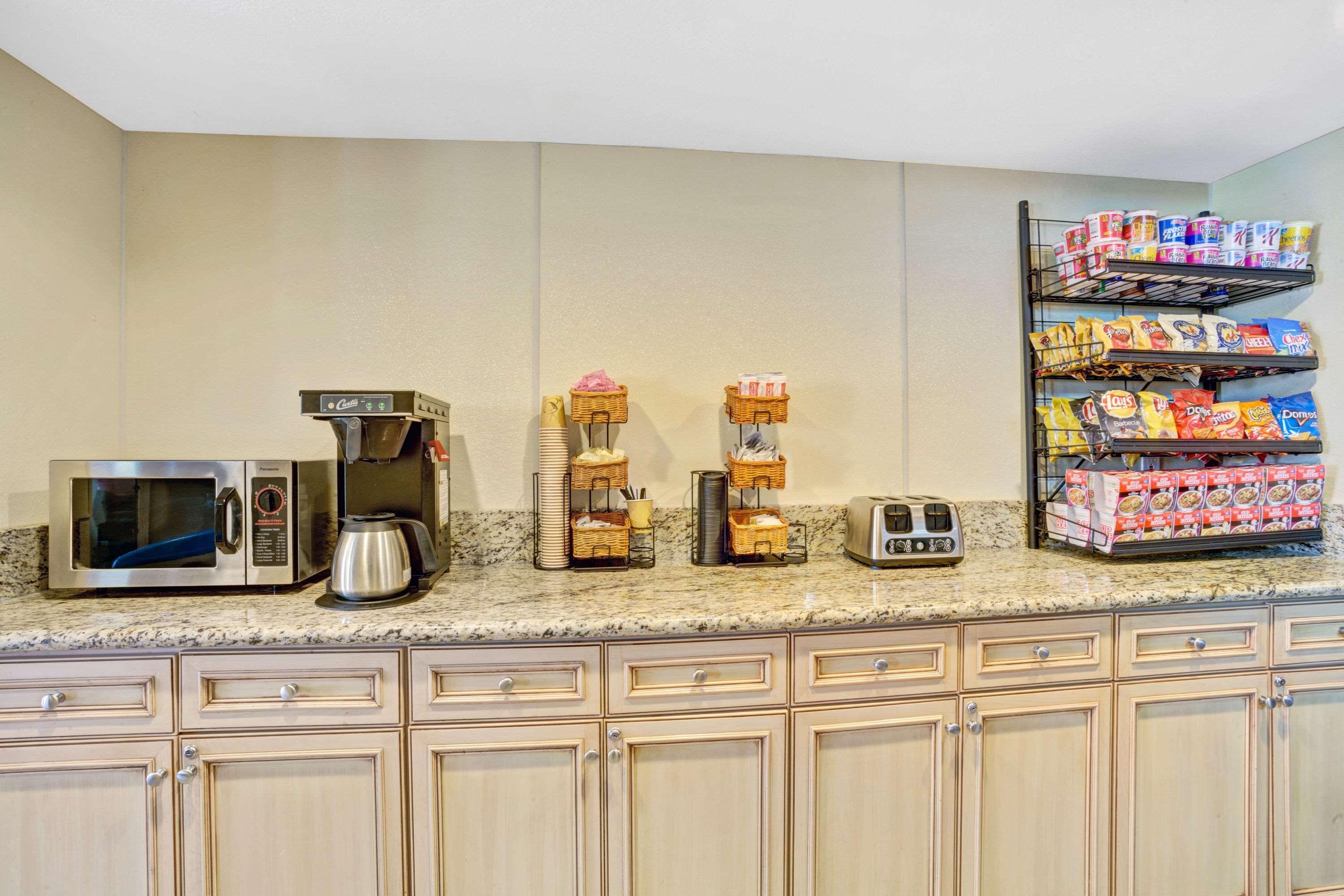 Super 8 By Wyndham Las Vegas North Strip/Fremont St. Area Ngoại thất bức ảnh