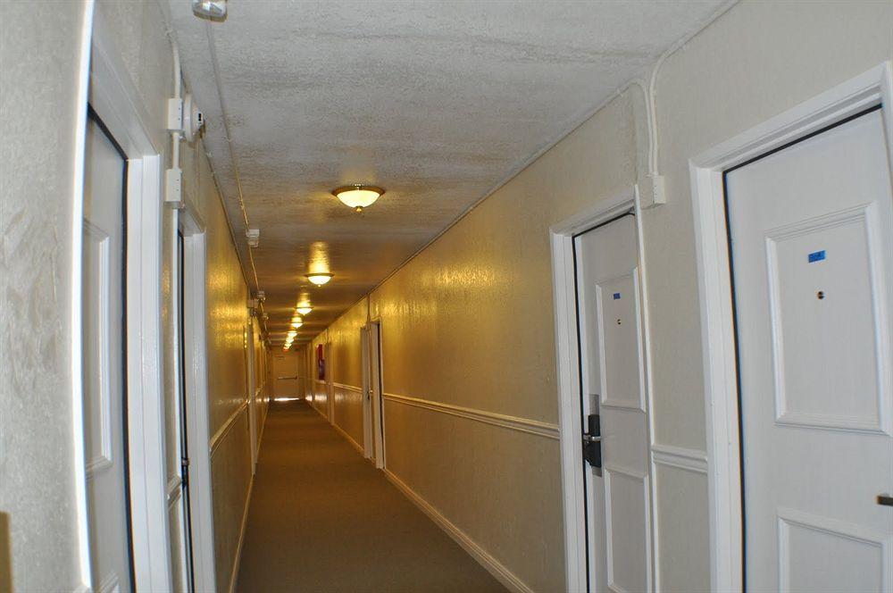 Super 8 By Wyndham Las Vegas North Strip/Fremont St. Area Ngoại thất bức ảnh